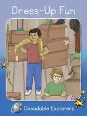 Dress-Up Fun: Phonics Book 15