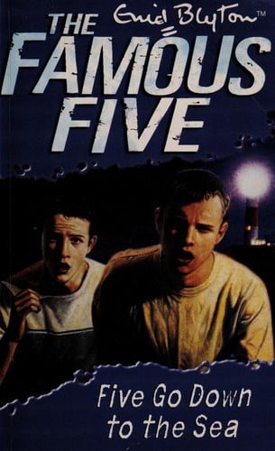 Five Go Down To The Sea: Book 12